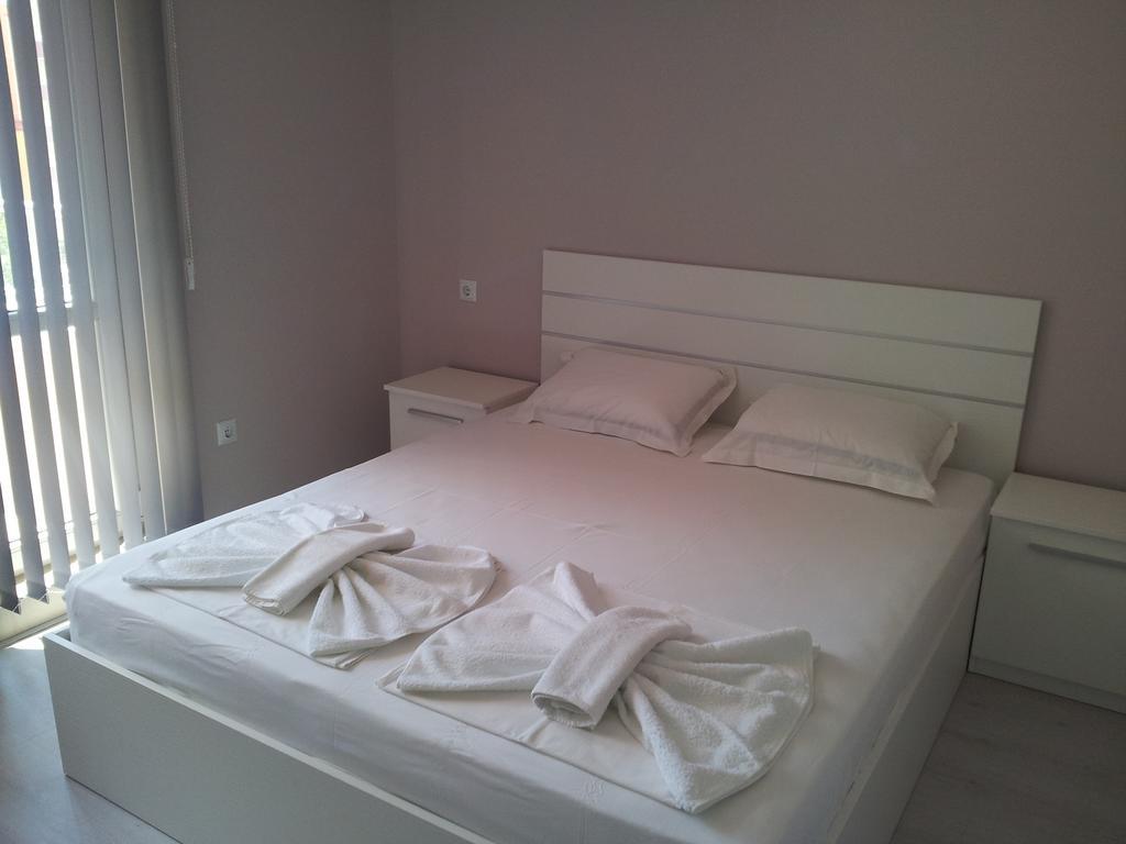 פומורי Apartment Zlatina חדר תמונה